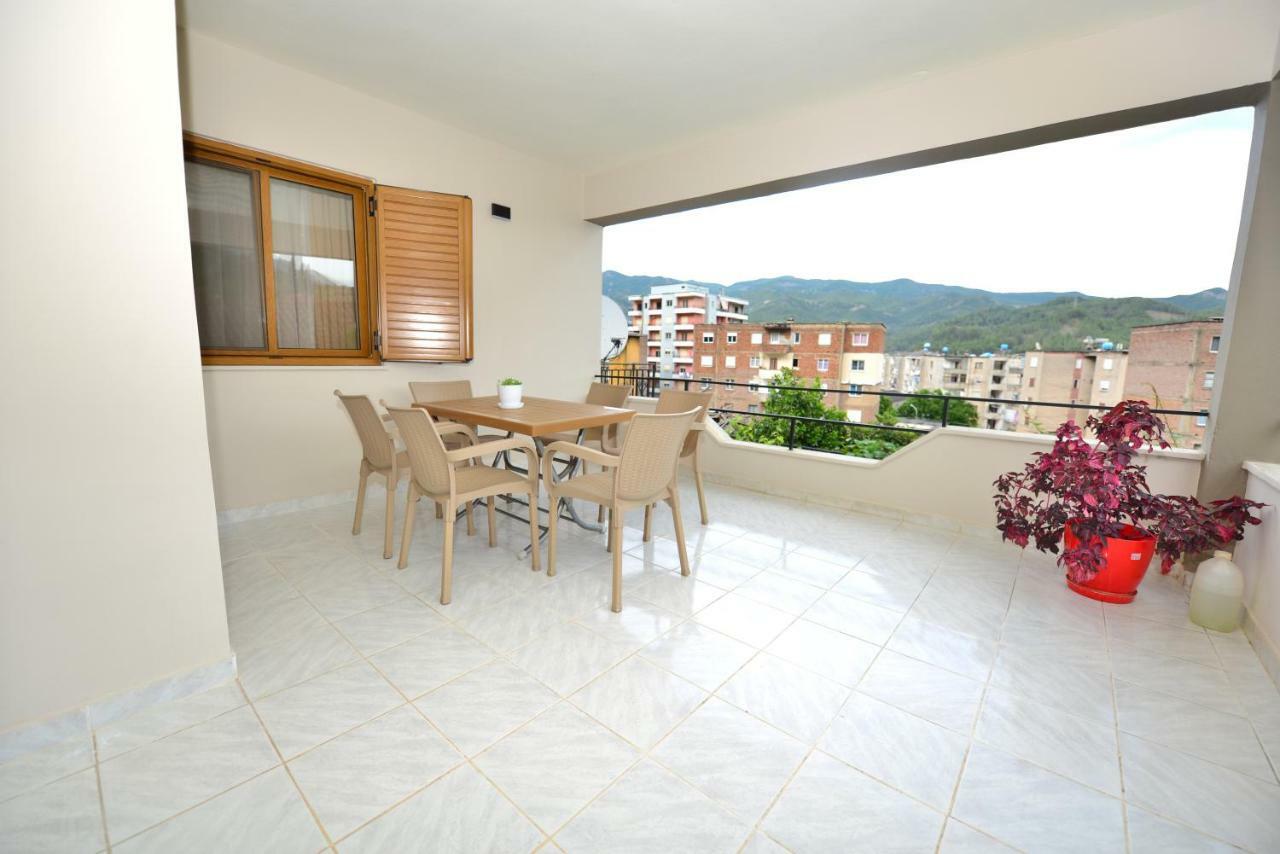 Vila Culli Përmet Esterno foto